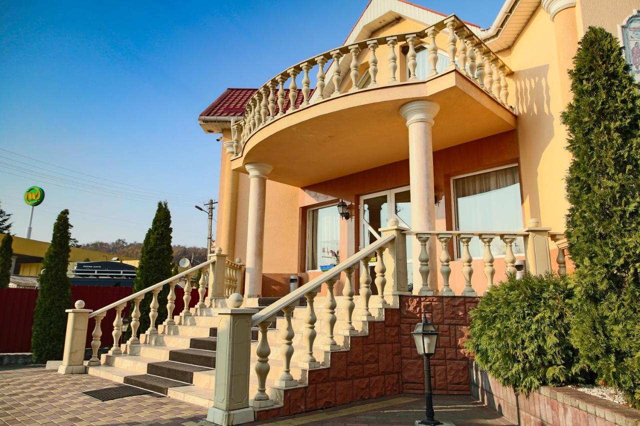 Europe Ξενοδοχείο Uzhhorod Εξωτερικό φωτογραφία